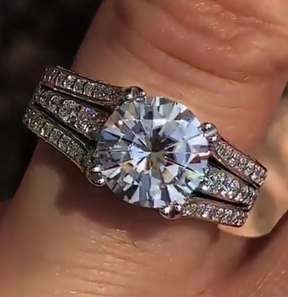 Custom Solid 14K White Gold Wo - Moissanite Engagement Ring 1 Carat 评论和价格
